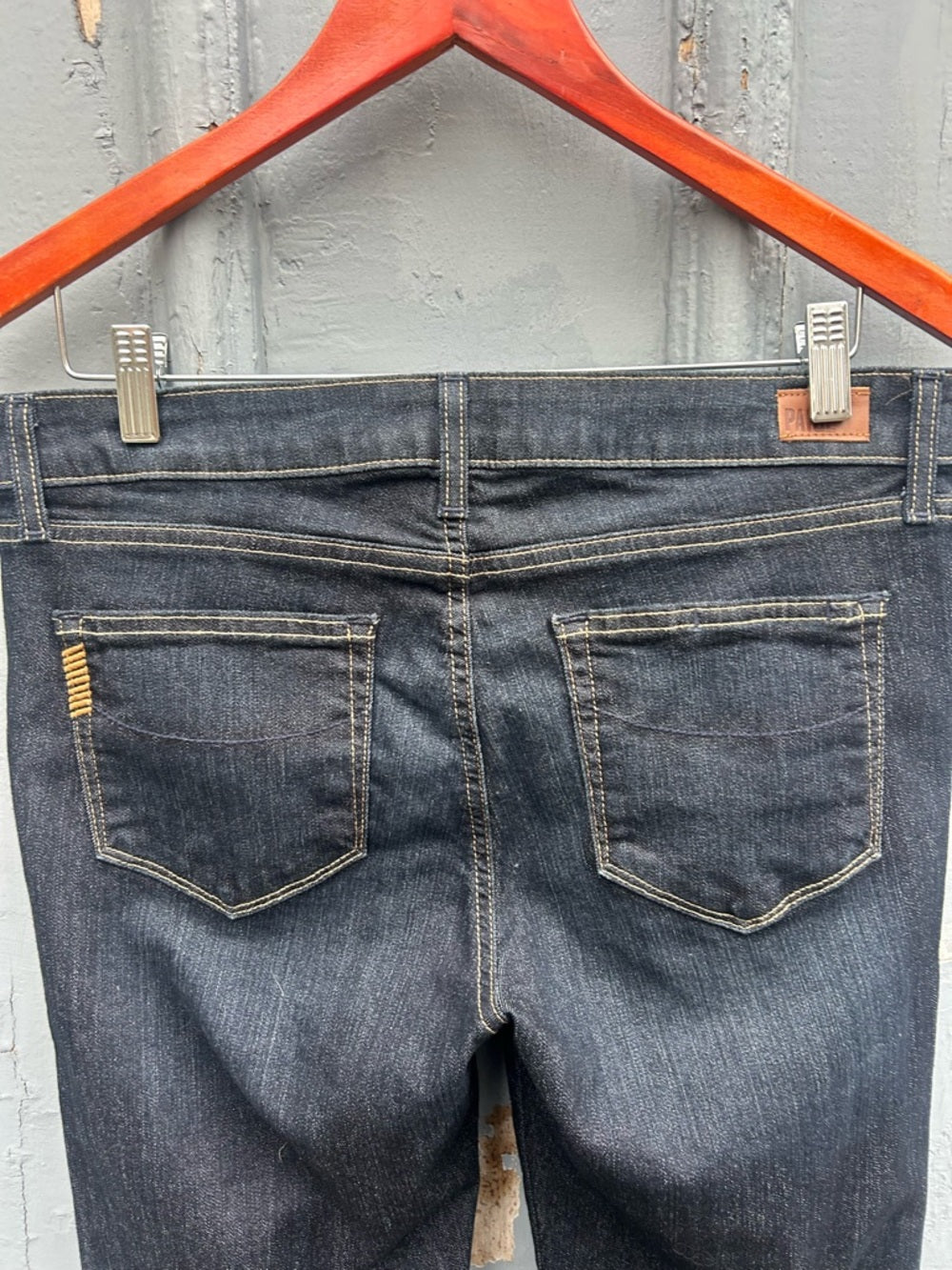 Paige Skyline Bootcut Jeans, size 32