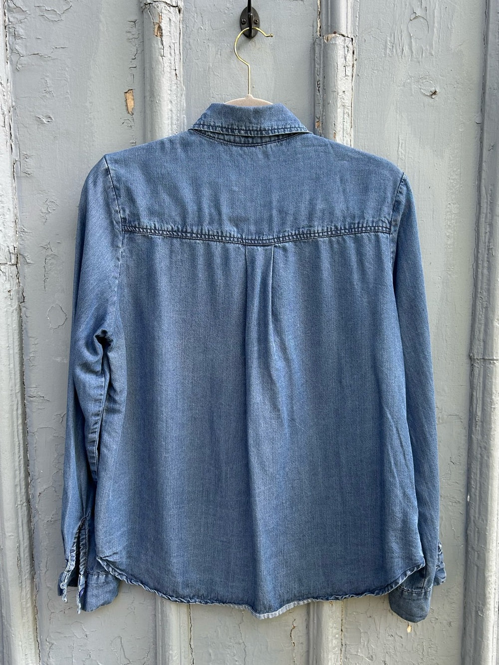 Senes Chambray Ruffle front Shirt, size M