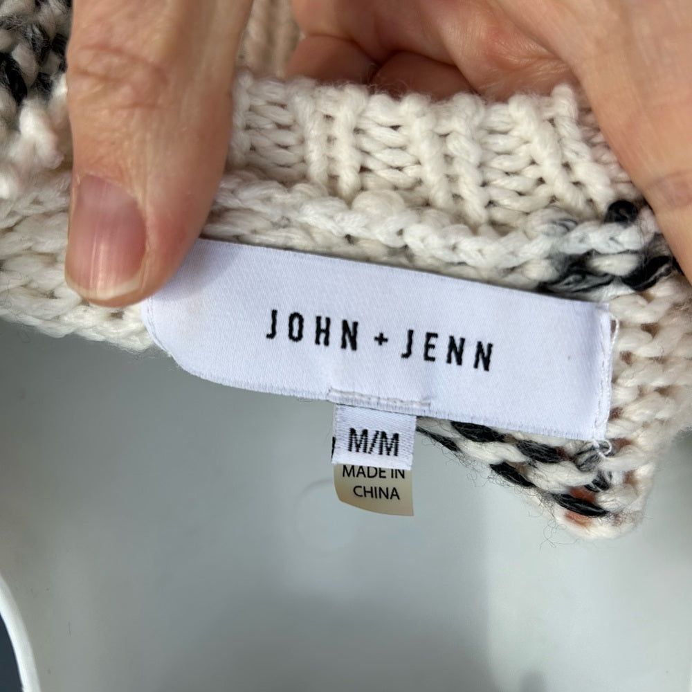 John + Jenn Flecked Pullover, Medium