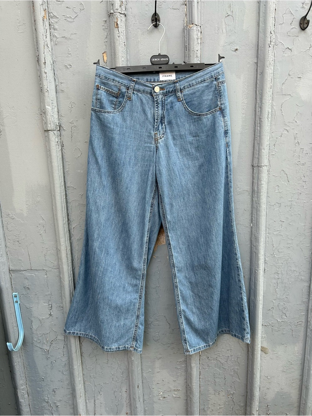 Frame Chambray Le Pixie Wide Leg, size 27