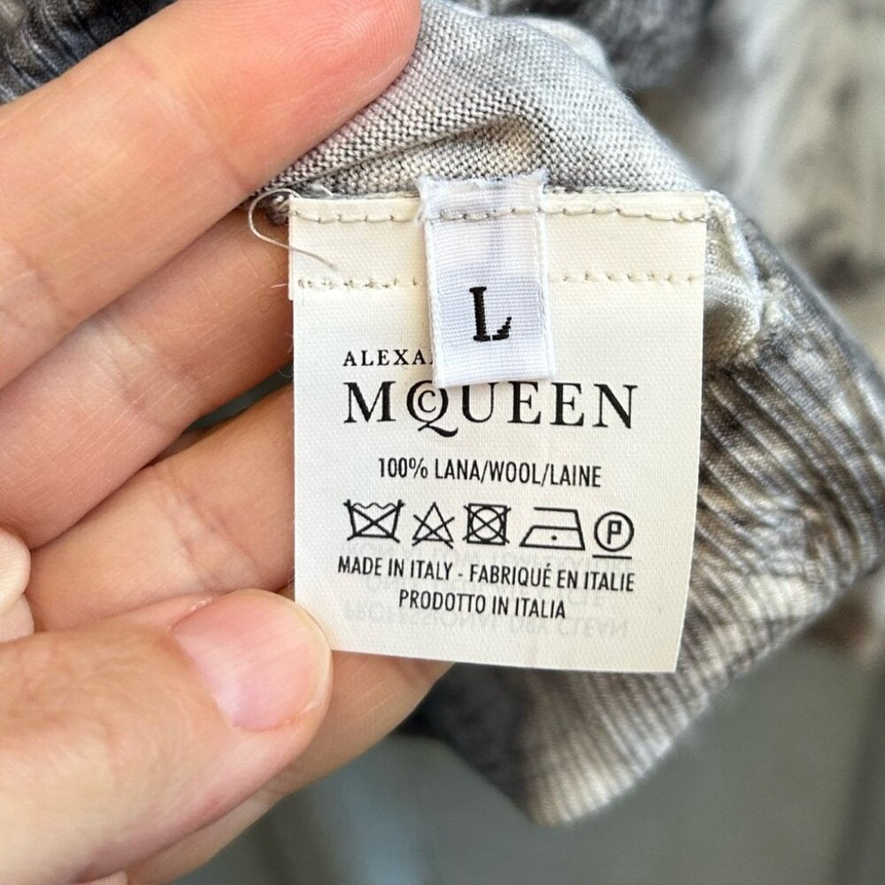 Alexander McQueen Wool cardigan, size Large