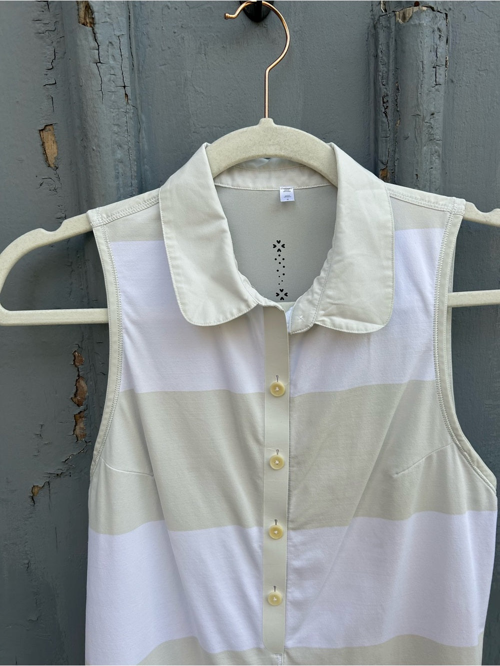 Lululemon white Hot Hitter Sleeveless Polo, size 6