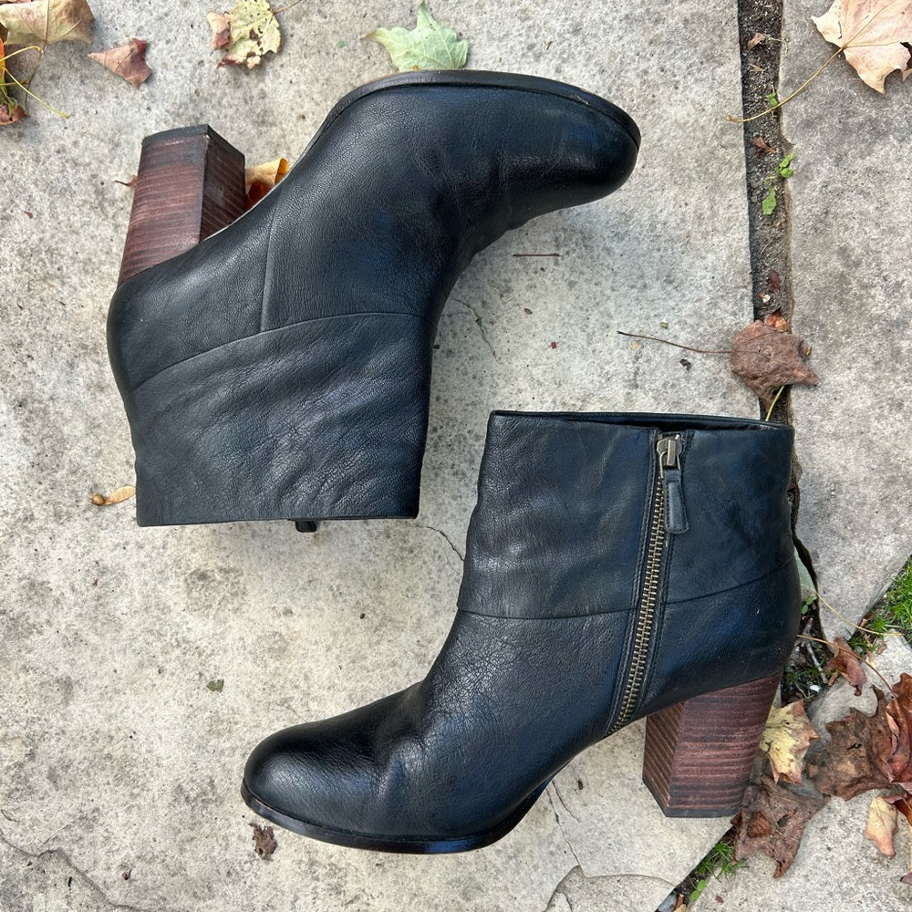Cole Haan Black Cassidy ankle boots, size 10