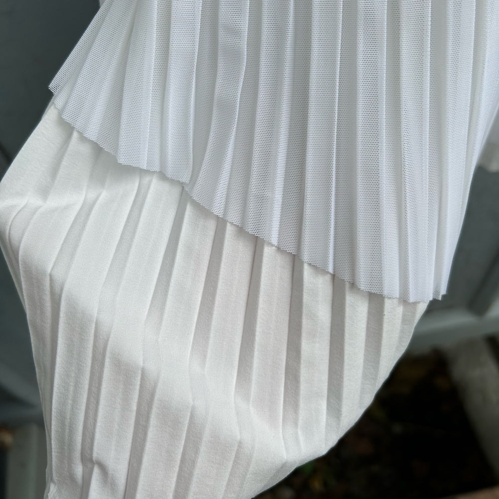 Lululemon Tiered Pleats Tennis Dress In White, size 10