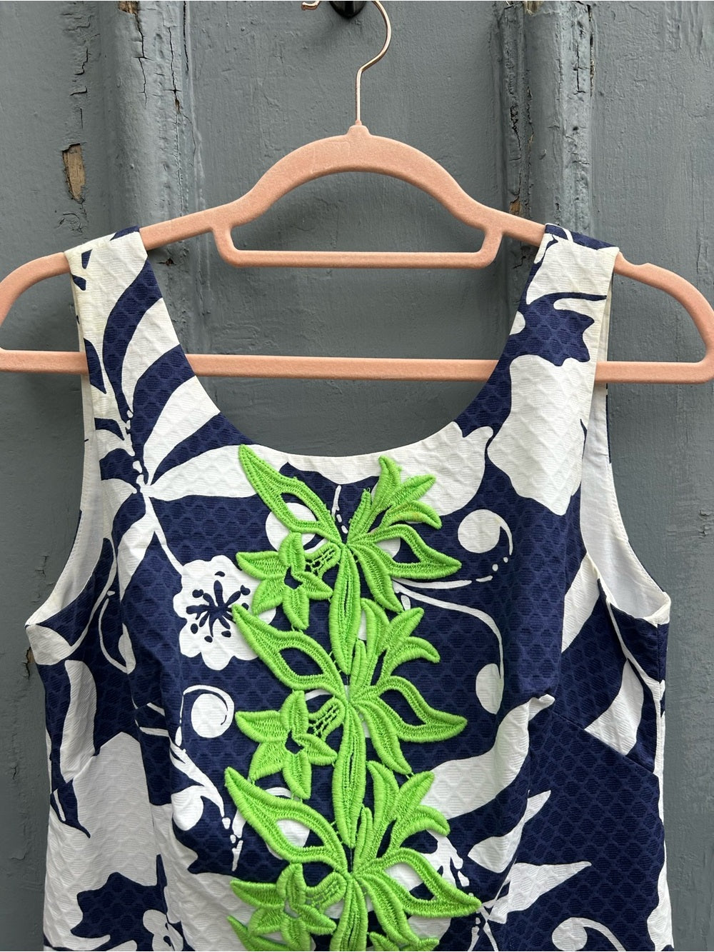 Lilly Pulitzer Blue & White Shift, size 4