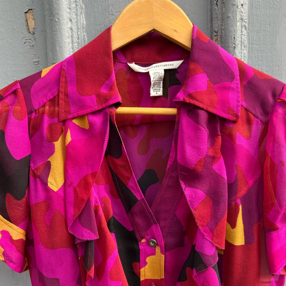 Diane Von Furstenberg silk Doma Blouse, size 8