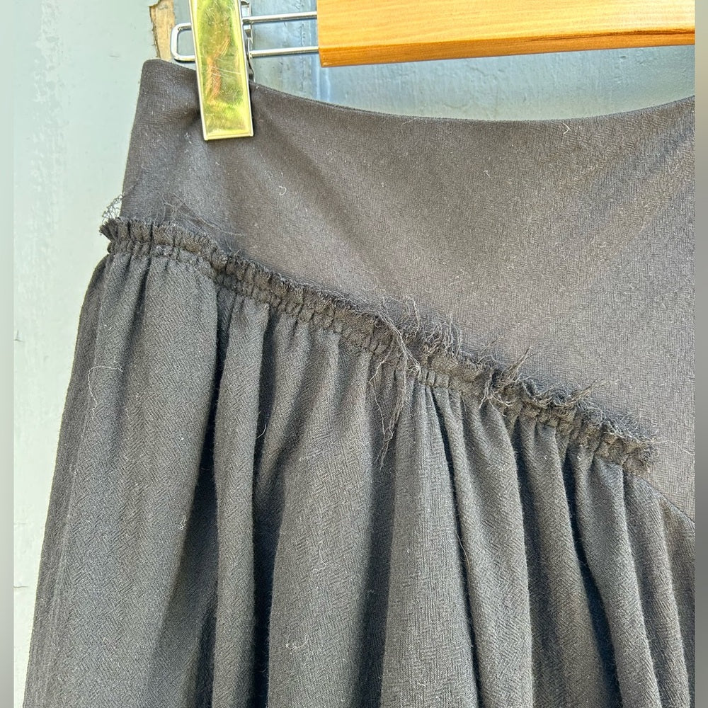forme d’expression Black wool skirt, size 40