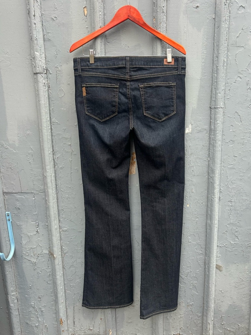 Paige Skyline Bootcut Jeans, size 32