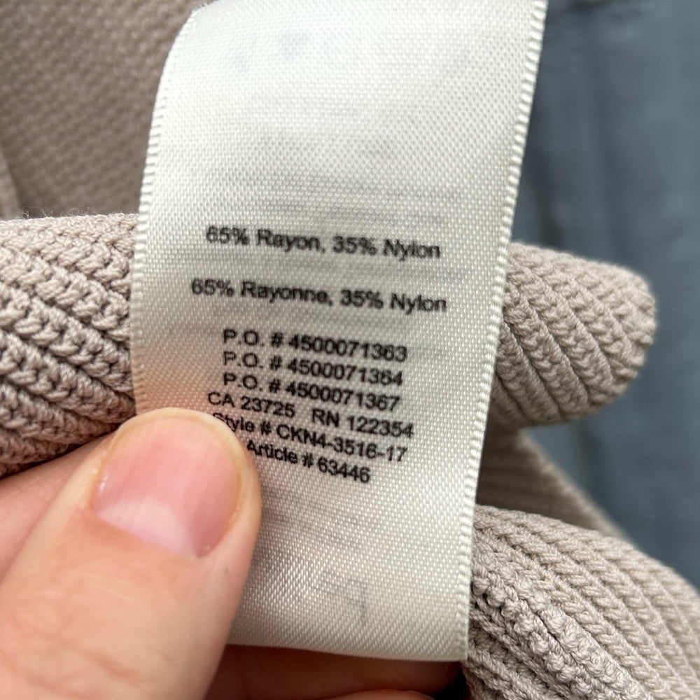 Aritzia Wilfred Sardou sweater, size M