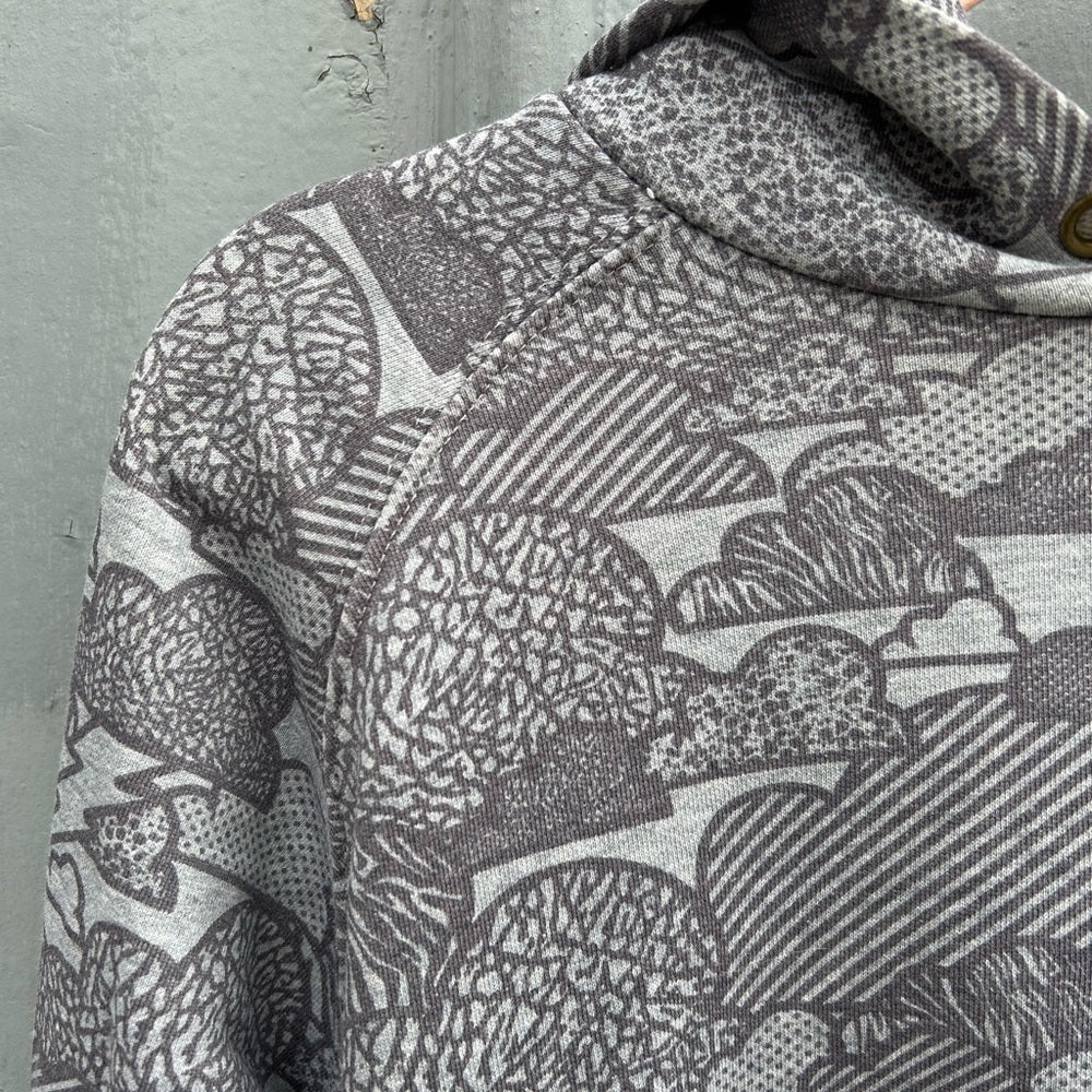 Nike Cloud Hoody, size M