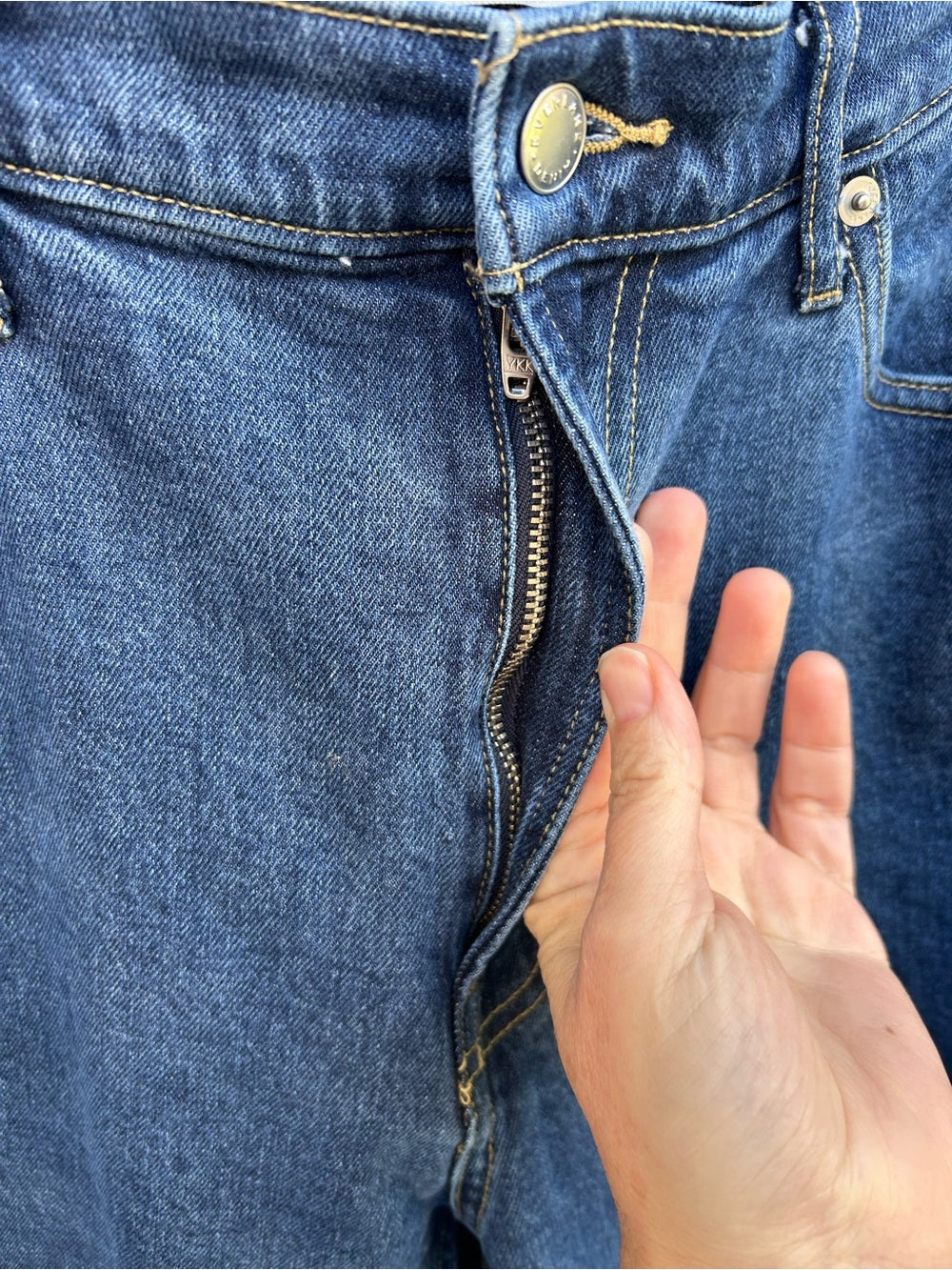 Everlane the original cheeky Jean, size 29