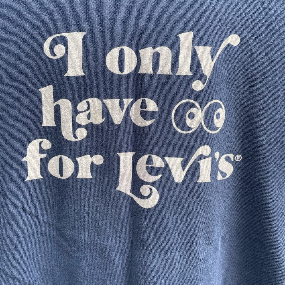 Levi’s “I only have eyes for Levi’s” tee, size M