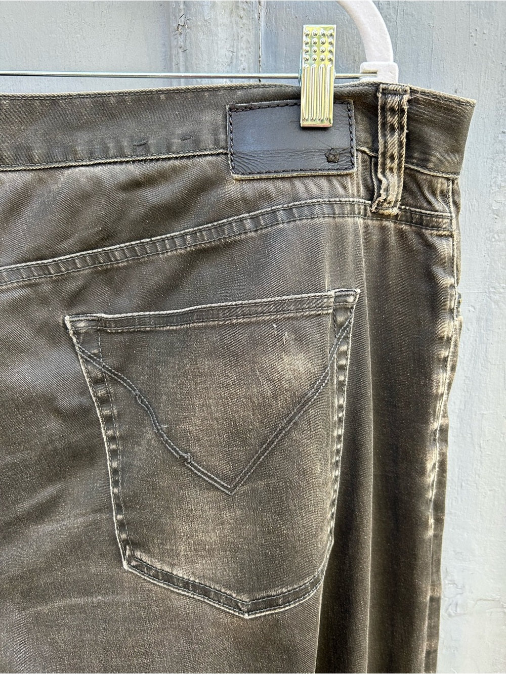 John Varvatos Wight Faded Slim Jeans, size 40