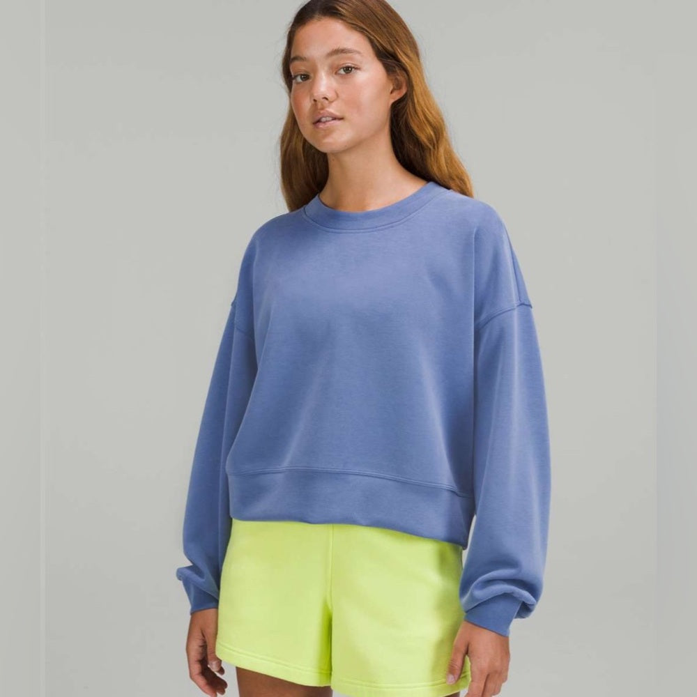 Lululemon Perfectly Oversized Cropped Crew, size 4