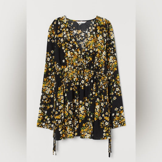 H&M Mama Black Floral Maternity blouse, Large