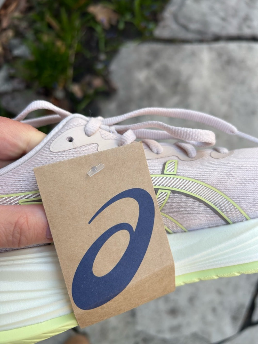 ASICS Women’s Gel-Cumulus 27, BNWT, Size 9