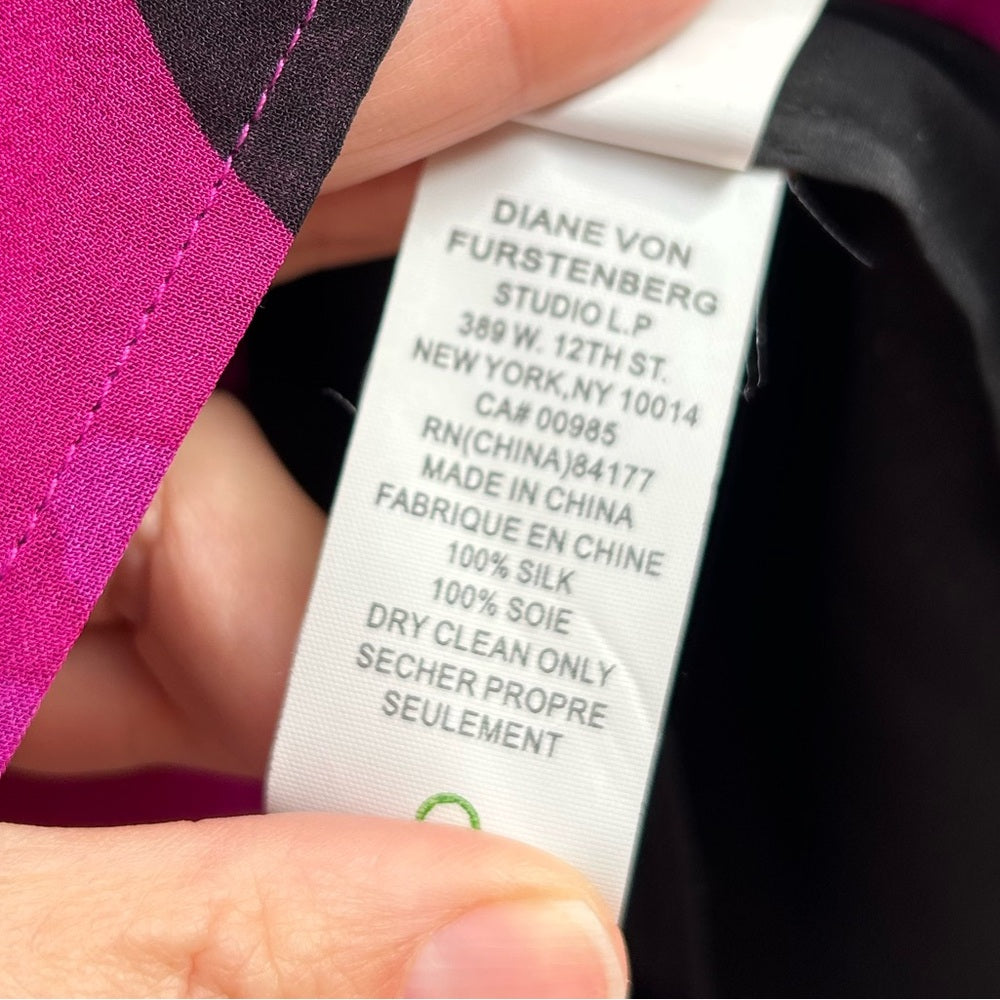Diane Von Furstenberg silk Doma Blouse, size 8