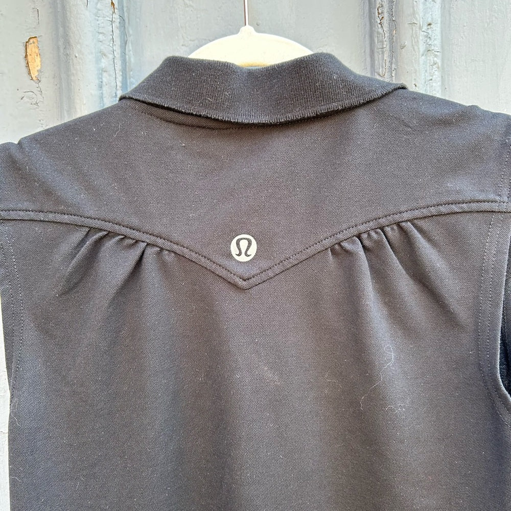 Lululemon sleeveless Golf Tee, size 12