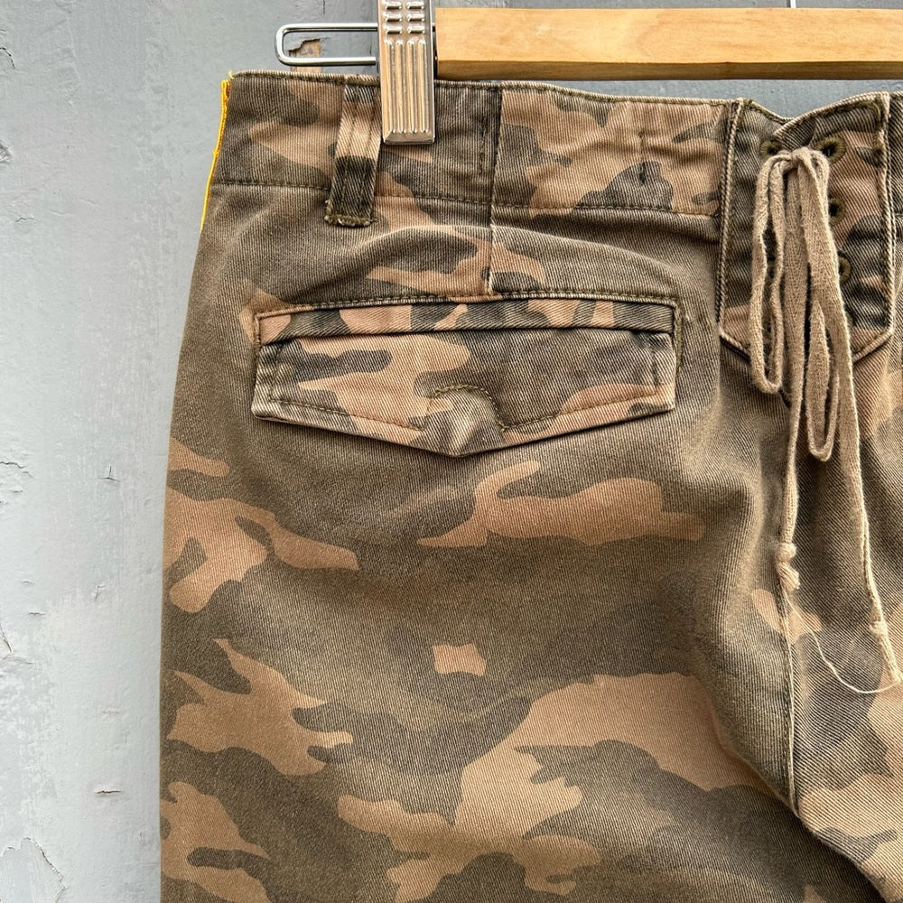 Pam & Gela Camo Side Stripe Pant in Army, size 27