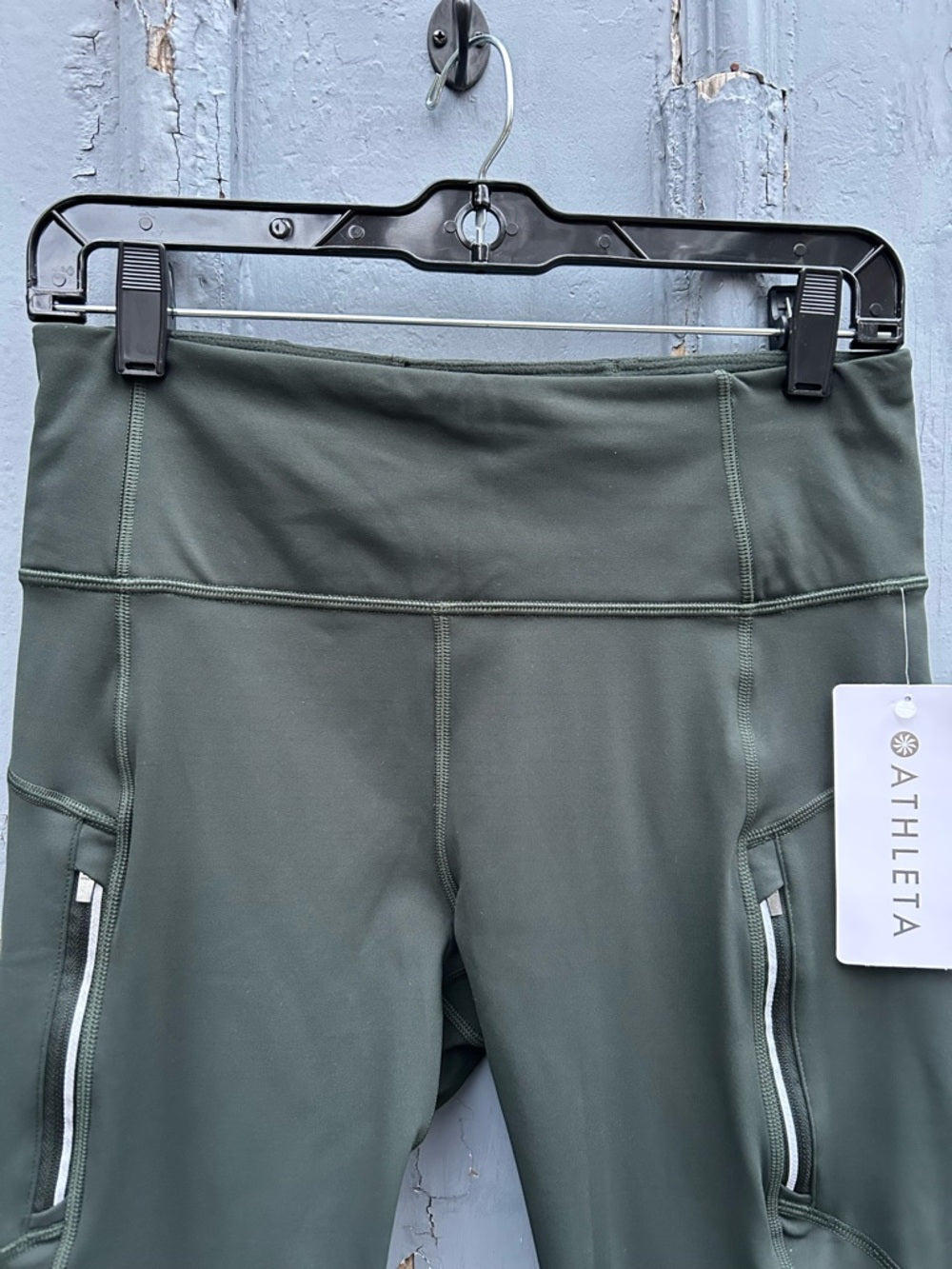 Athleta Rainier Tight, BNWT, size M