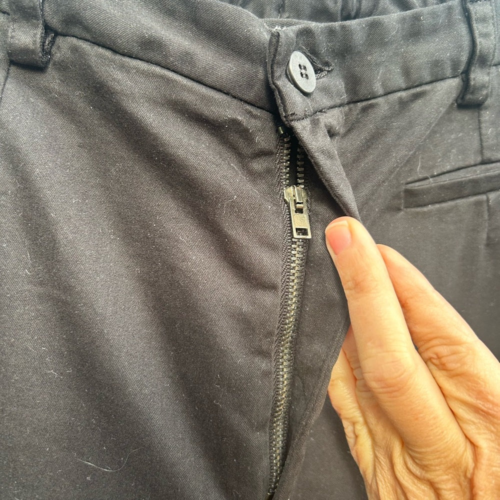 Transit Par such black Rolled Pant, size “3” (size 8)