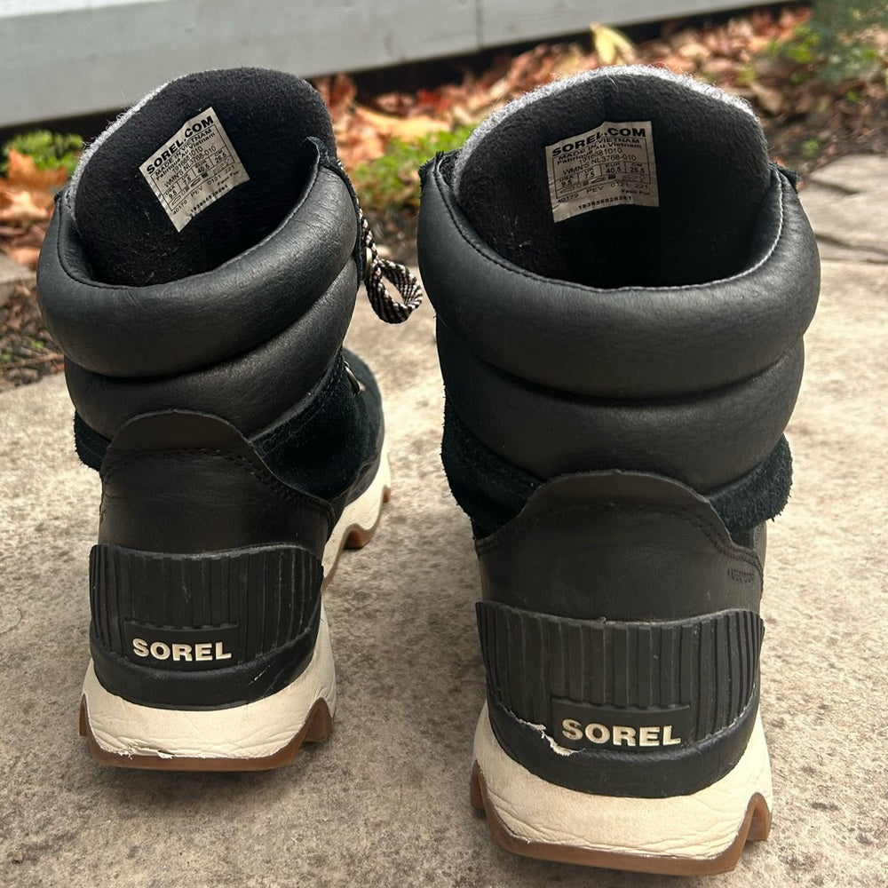 Sorel Kinetic Impact Ankle Boots, size 9.5