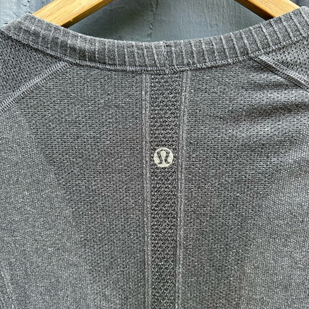 Lululemon Long Sleeved Grey Swiftly tee, size 12