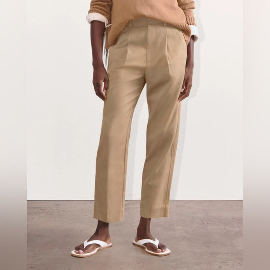 Everlane Way High Khaki Tapered chino, size 6