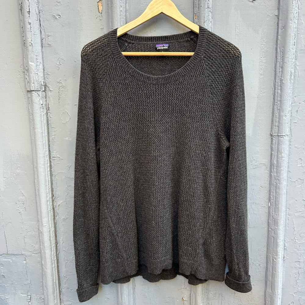Patagonia Grey Recycled  Cashmere Wool Sweater, size Large