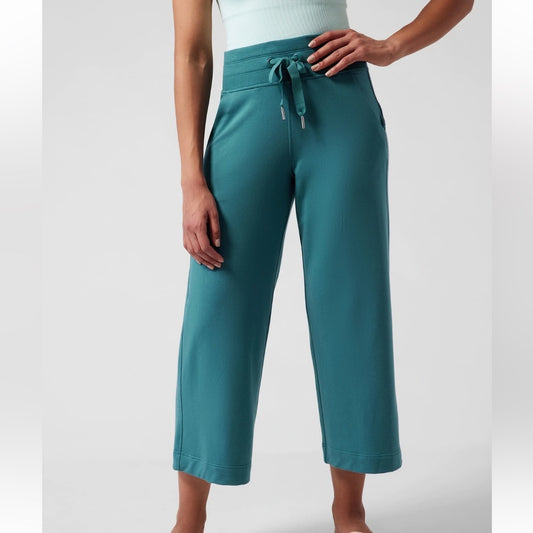 Athleta Balance Wide Crop Pant, Small