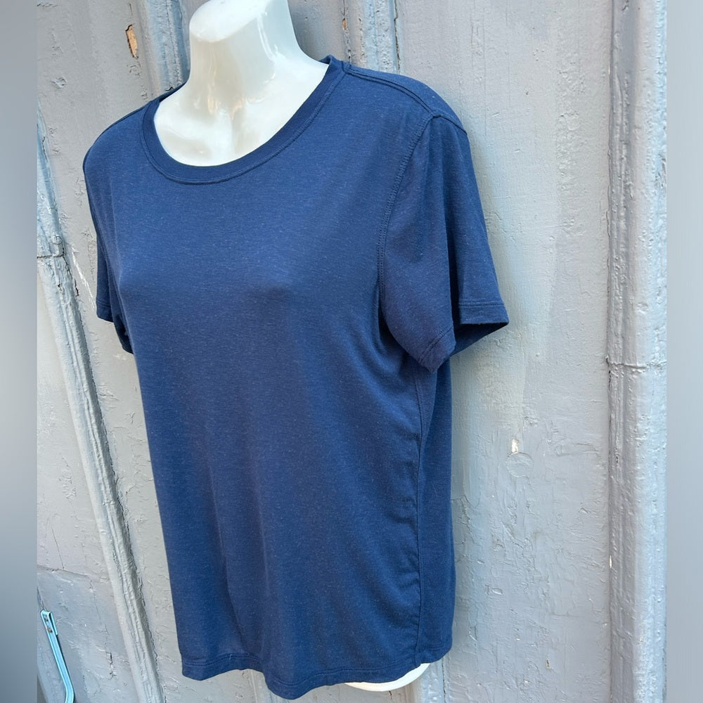 Kit & Ace Cashmere Blend Tee, size 6