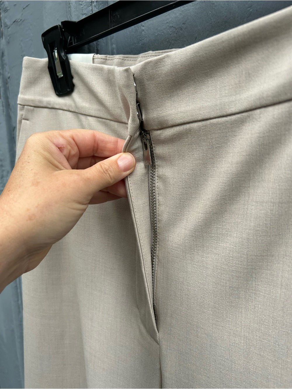 Babaton Heather Matte Pearl Limitless Trouser, BNWT, size 10