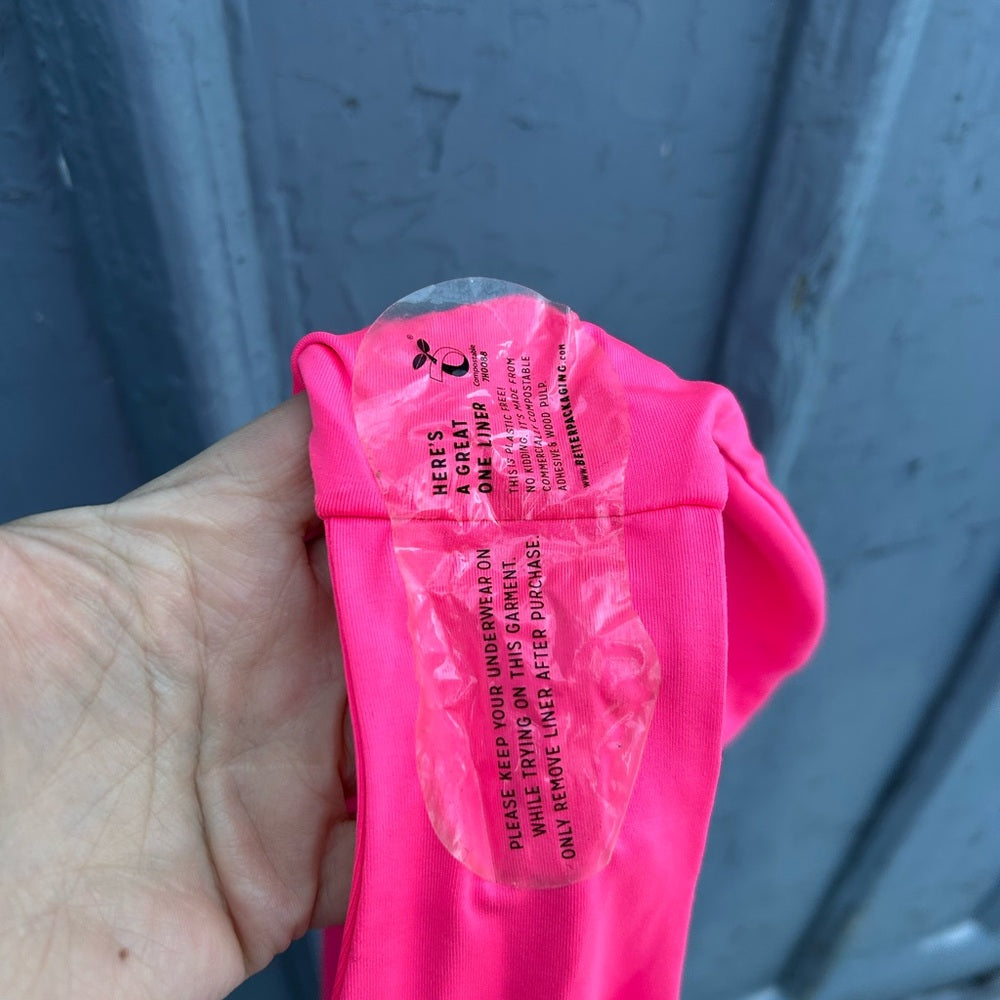 Londre Pink Body wear Minimalist One piece swimsuit, size Medium