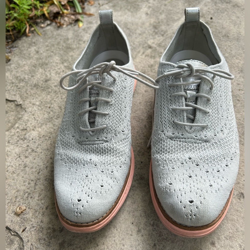 Cole Haan OriginalGrand Wingtip Oxford, size 9.5
