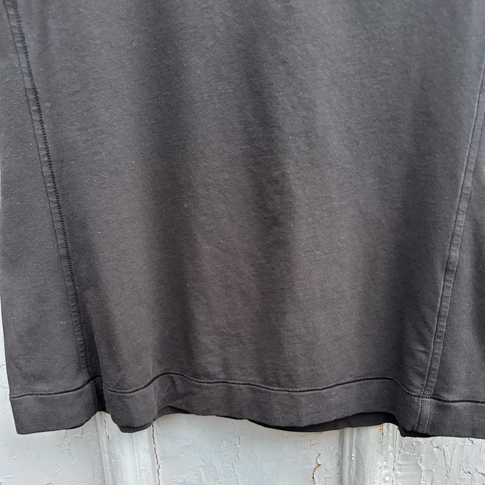 Lululemon Black V Neck Tee, Size M