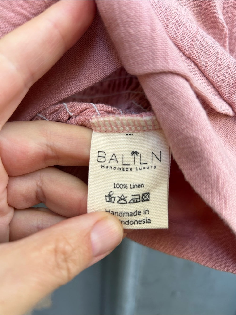 Baliln Kiana Linen Crop Top, size XXL