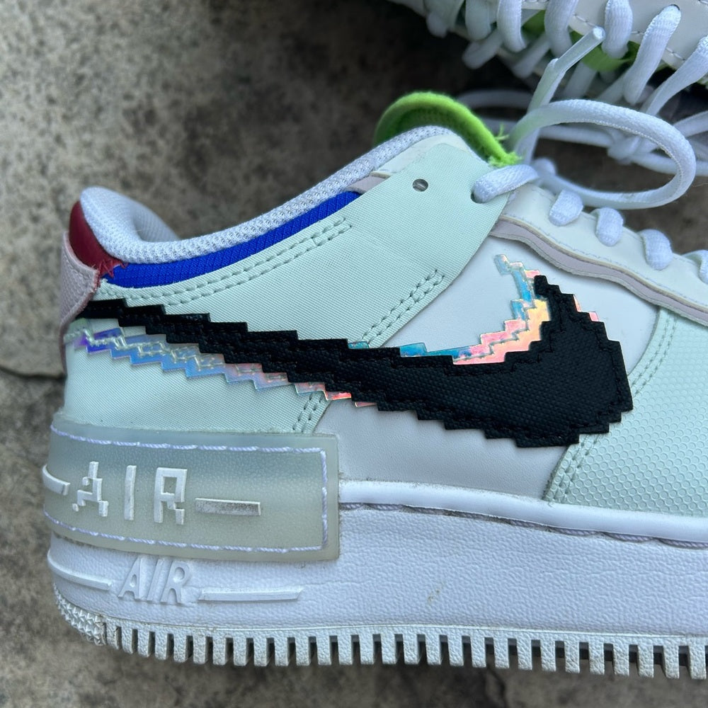 Nike Air Force 1 Shadow SE ‘Pixel Swoosh - Barely Green’, size 8.5