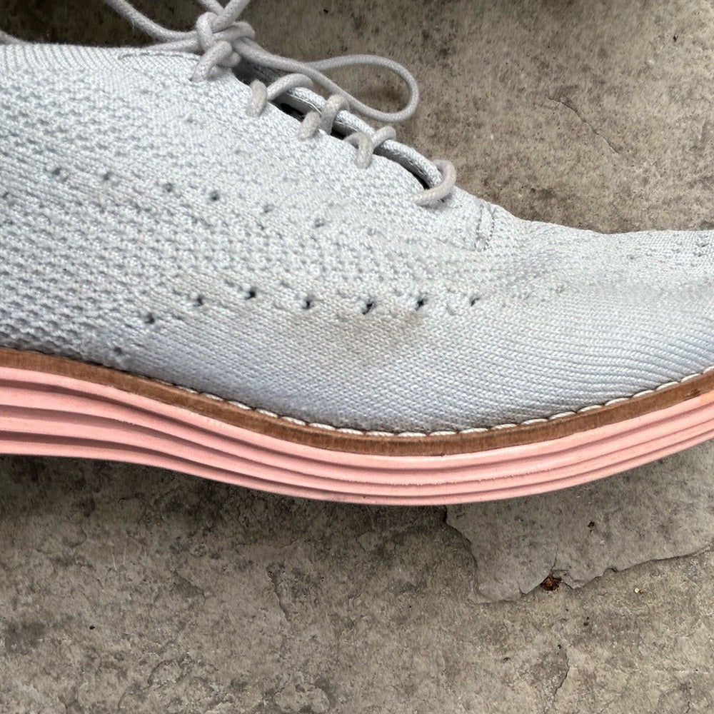 Cole Haan OriginalGrand Wingtip Oxford, size 9.5