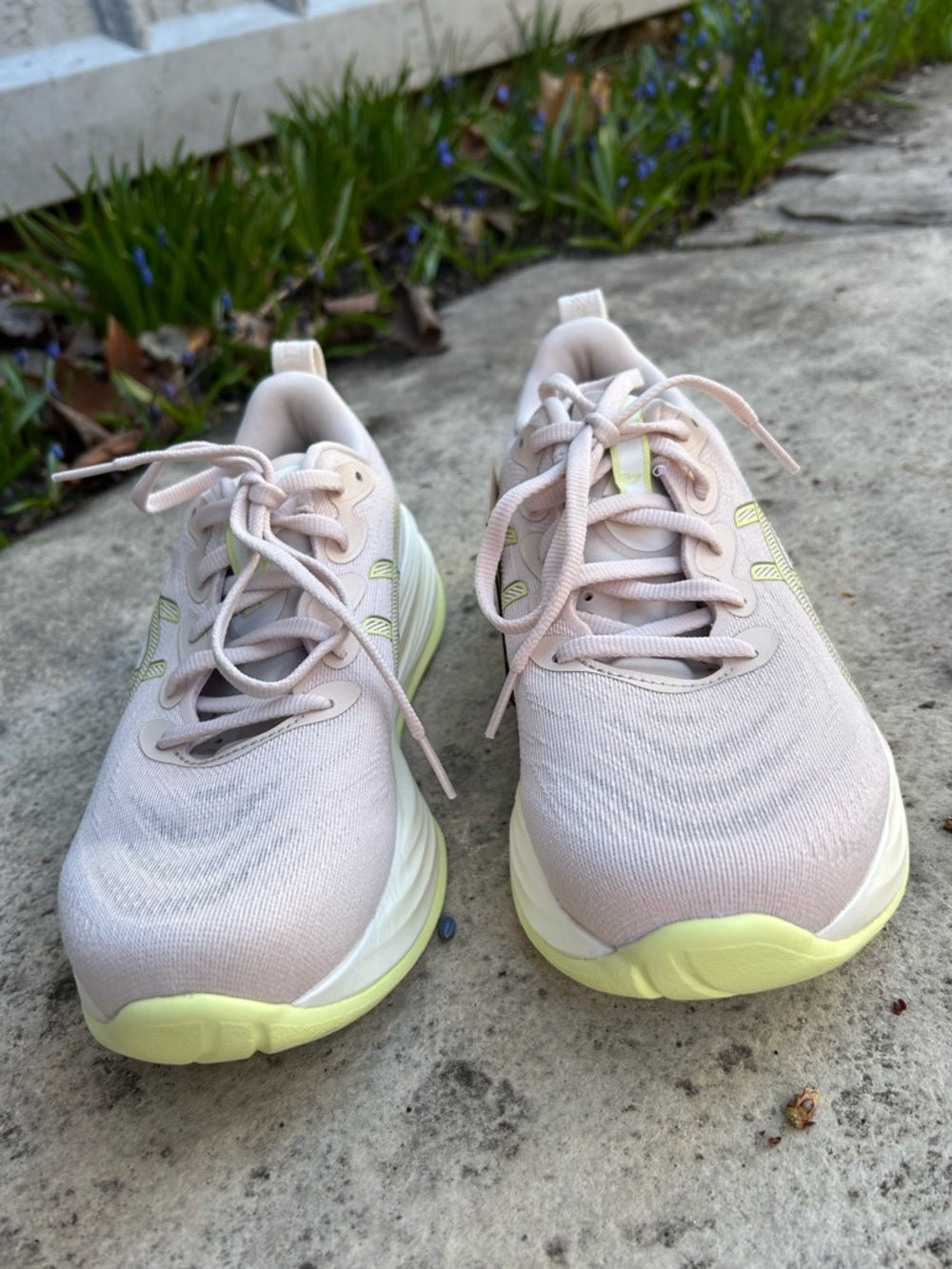 ASICS Women’s Gel-Cumulus 27, BNWT, Size 9