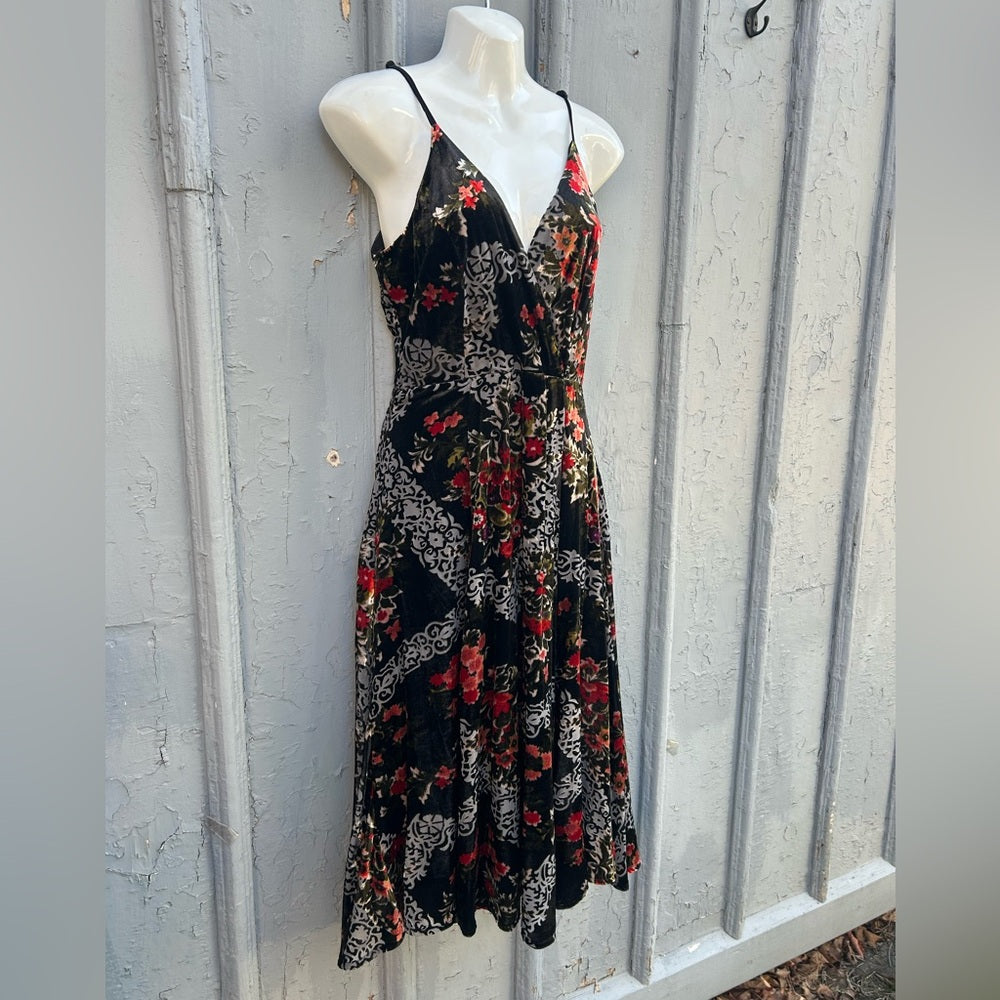 Anthropologie Eri + Ali Floral Burnout Slip Dress, size 4