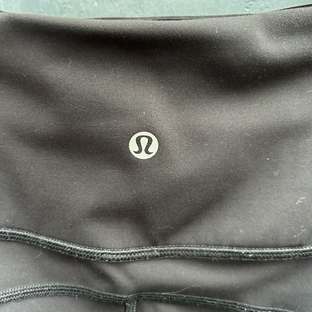 Lululemon Sweaty Endeavour Mesh pants, size 4