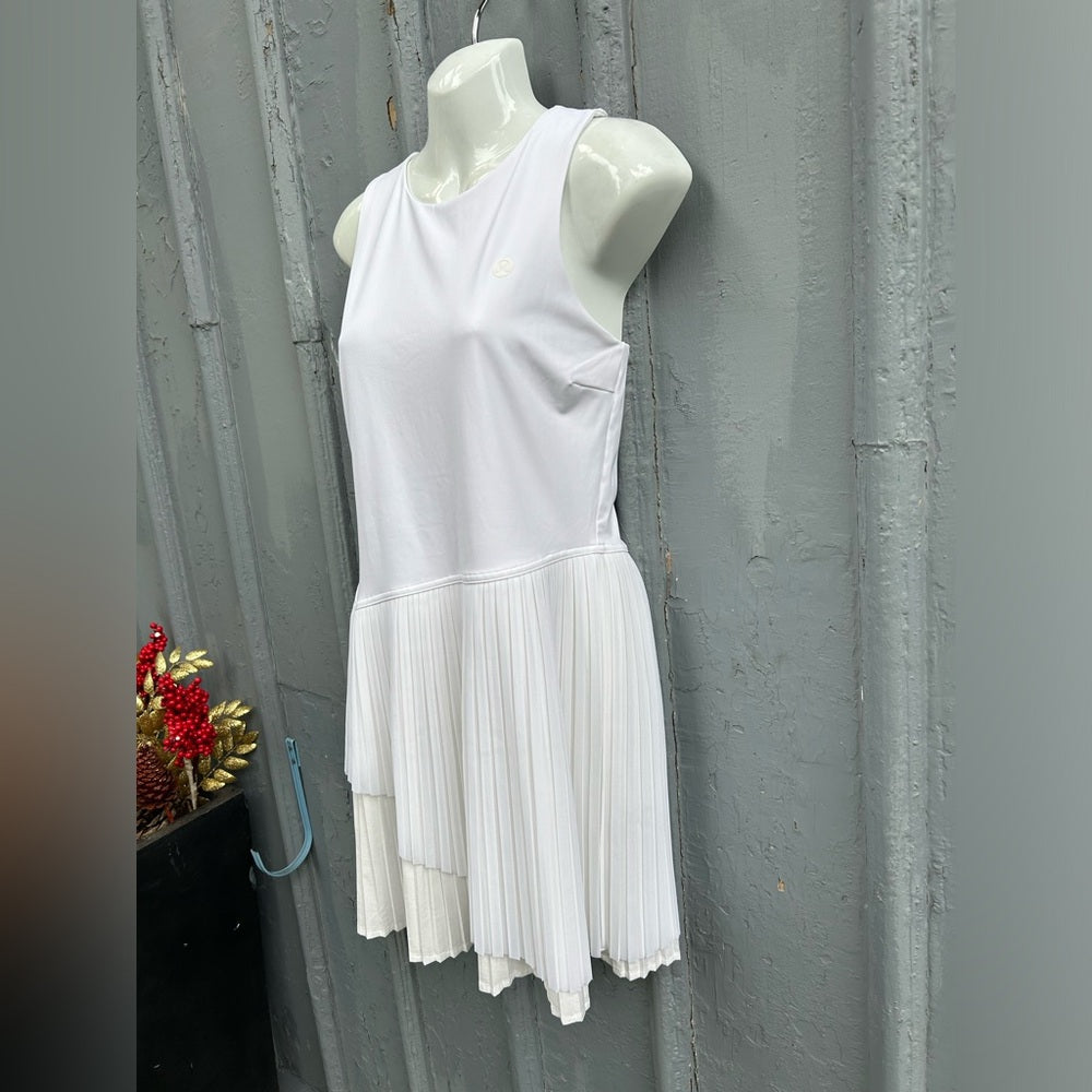 Lululemon Tiered Pleats Tennis Dress In White, size 10