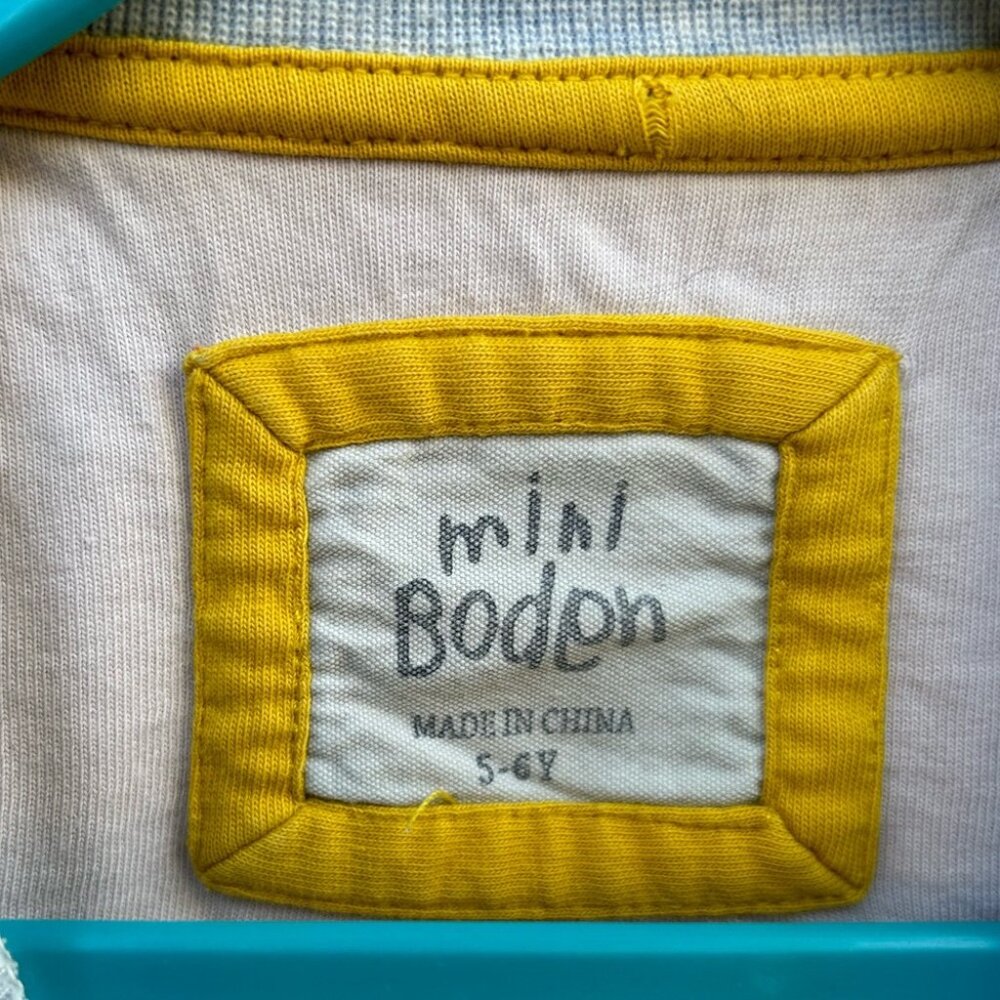 Mini Boden Bunny Crewneck Sweatshirt, size 5/6