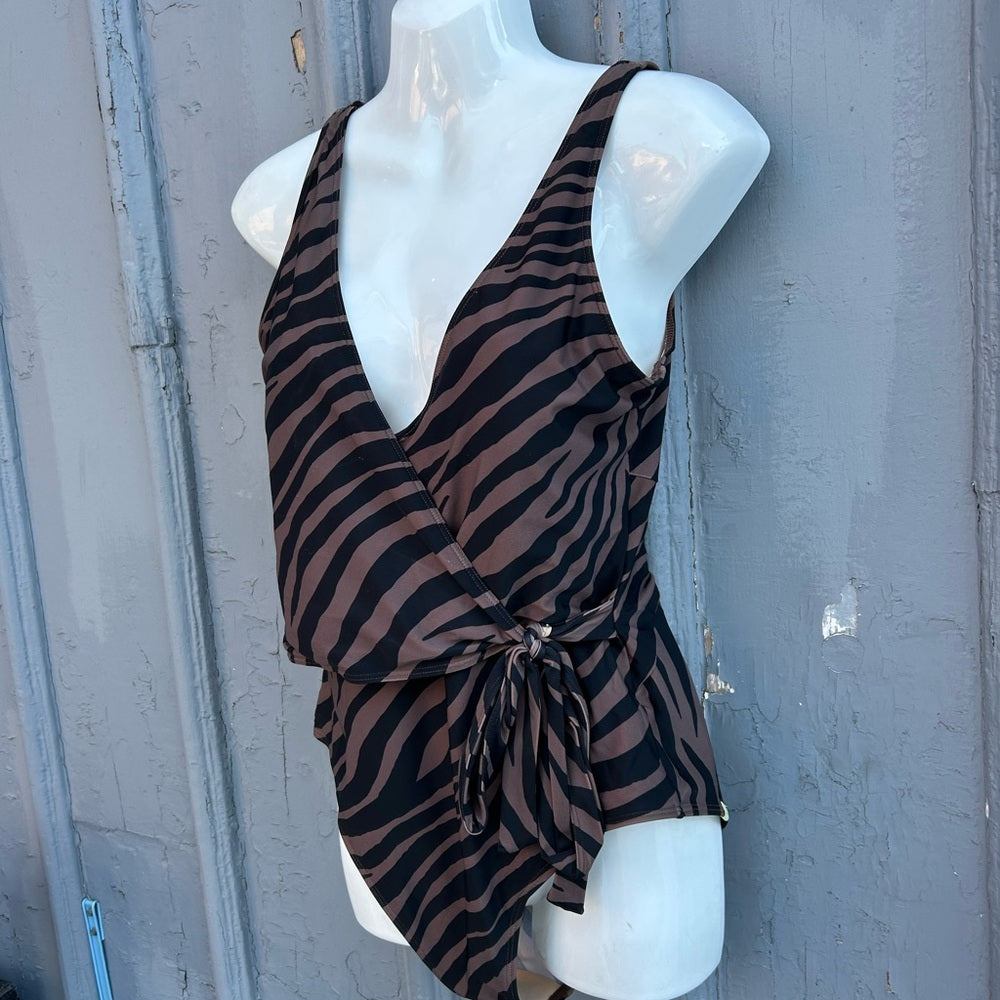 Summersalt Animal Print Perfect Wrap One Piece swimsuit, size 10