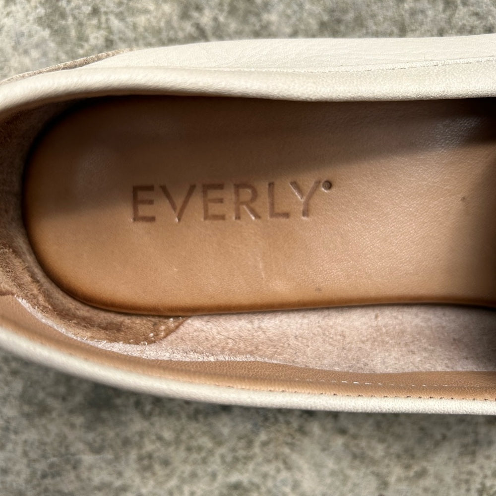 Everly Bianca Loafers, size 40