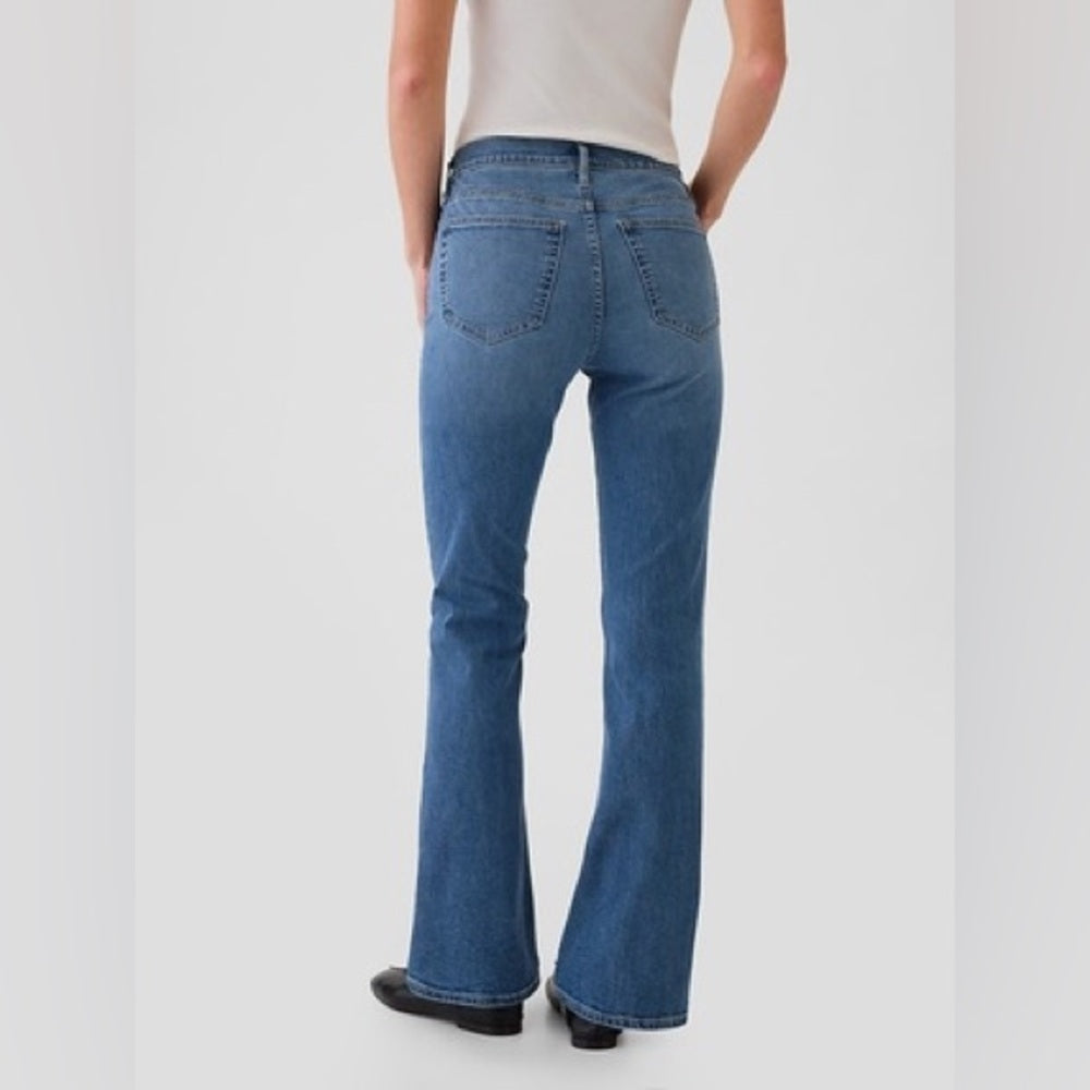 Gap Baby Boot Mid Rise, size 30