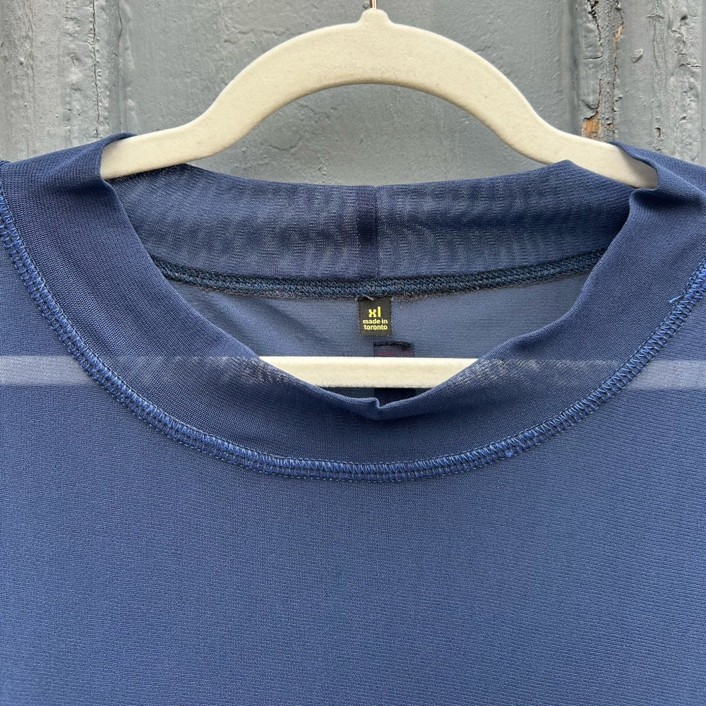 IF (individually Fashioned Toronto)Blue Black long sleeve “bustier”tee, size XL
