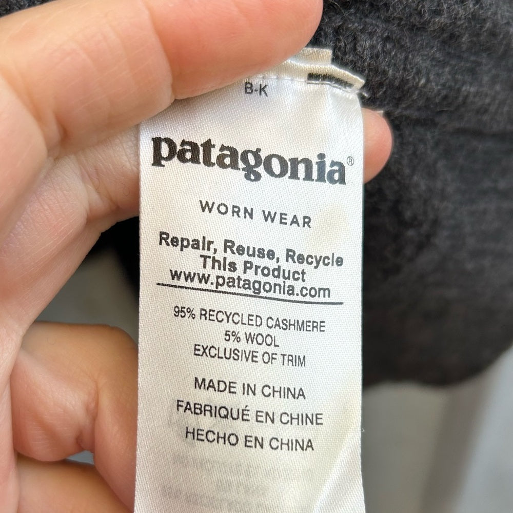 Patagonia Grey Recycled  Cashmere Wool Sweater, size Large
