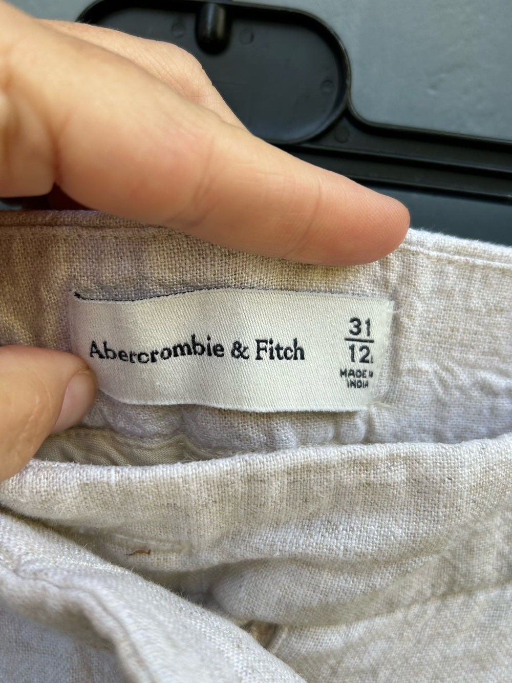 Abercrombie & Fitch Taupe Linen trousers, size 31