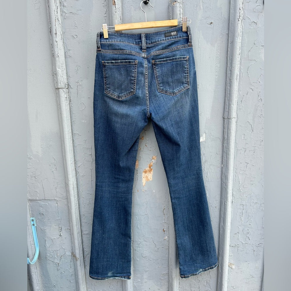 Kut from the Kloth Natalie fab ab bootcut, size “2” (small)